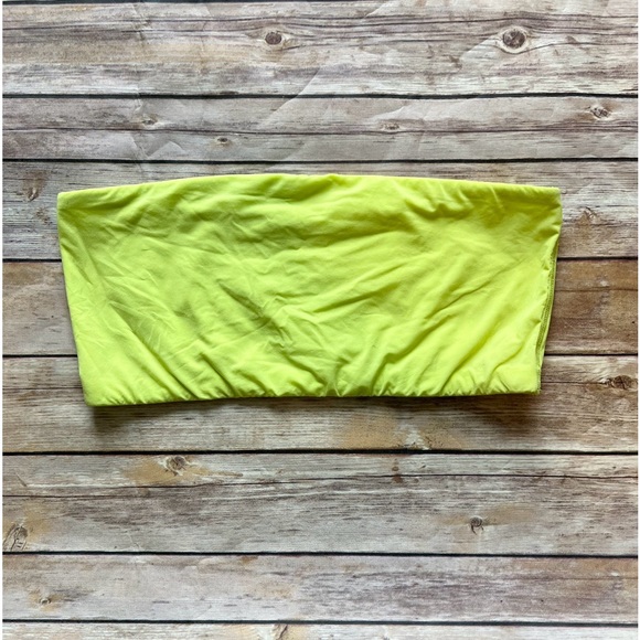 Skims - Fits Everybody Limited Edition Bandeau. - Picture 2 of 3